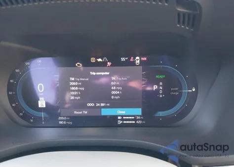 2023 Volvo Xc60 Recharge Plug-In Hybrid T8 Ultimate Bright Theme z USA, uszkodzony, nr VIN YV4H60DA7P1362980